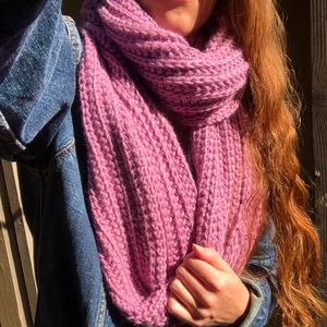 Unique Coach Cable Knit Wool Infinity Scarf 🧣💕